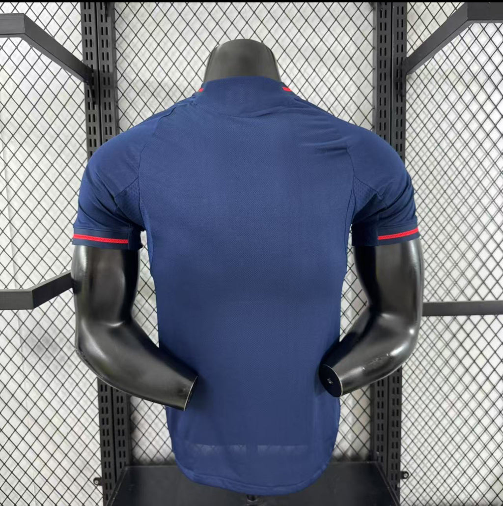 Maillot Olympique Lyonnais édition 2025/2026